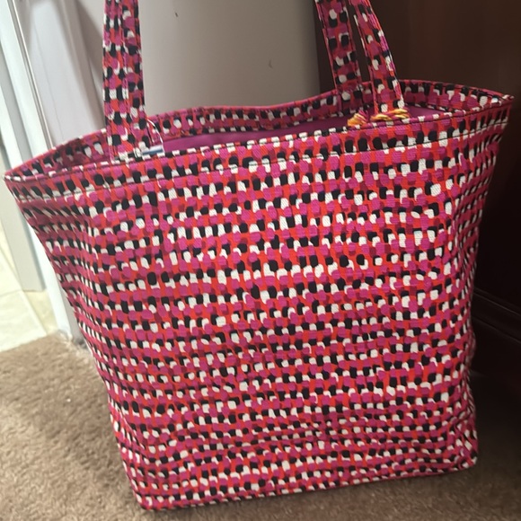 Kate spade fabric tote with large bow. - Picture 4 of 7